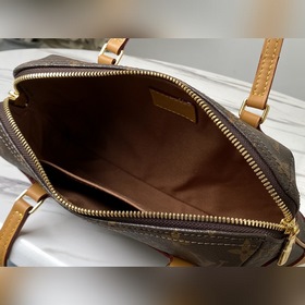 LV Модель： M51143 COUSSIN Французское слово, означающее подушка.