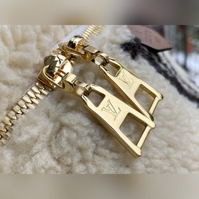 LV Monogram Teddy Серия Сумка через плечо Артикул： M55425 Исполь