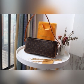 LV Артикул： M51160 Одноплечевая сумка Camel Новая любимица мод