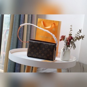 LV Артикул： M41966 Старая коллекция Серия Vintage Коробчатая су
