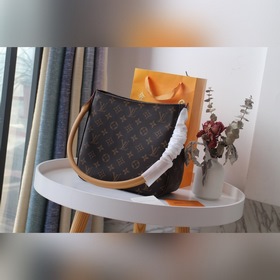 LV Сумка через плечо с круглым ручкой от LV, такая же, как у суп