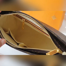 LV Сумка через плечо с круглым ручкой от LV, такая же, как у суп