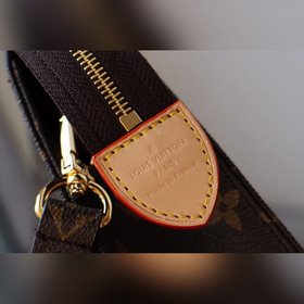 LV Модель M47542 Сумка через плечо Косметичка из ткани Monogram 