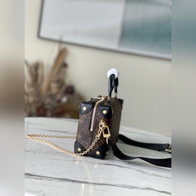 LV Модель： M45571 Черная сумка Изготовлена из парусины с кожаным