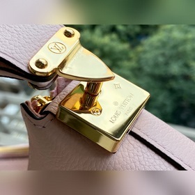 LV « » Модель №： M45697 Румянец Marshmallow Hobo Сумка « » из кож