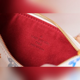 LV Белая сумка TURENNE Артикул： M92645 Сумка Nano Turenne из тк