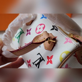 LV Белая сумка TURENNE Артикул： M92645 Сумка Nano Turenne из тк