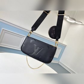 LV Модель M44813 Кожаная сумка MULTI POCHETTE ACCESSORIES Трехко