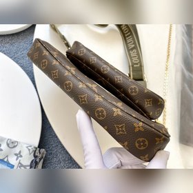 LV модель 44823 светло-зеленая Компактный и легкий комплект из тр