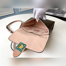 LV LOCKY BB Сумка Модель 44080 Цветок вишни Эта небольшая и стиль