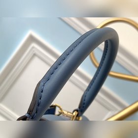 LV LOCKY BB Сумка M44321 Синяя Эта небольшая и стильная сумка L