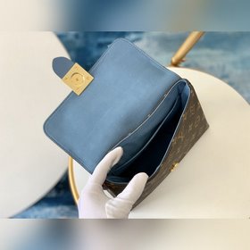 LV LOCKY BB Сумка M44321 Синяя Эта небольшая и стильная сумка L
