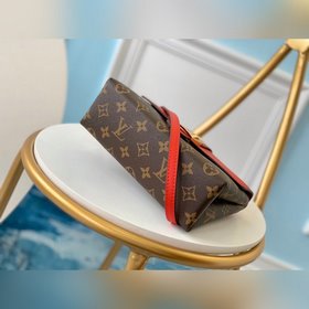 LV LOCKY BB Сумка Модель 44322 Маковый красный Эта небольшая и
