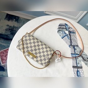 Сумка LV с диагональным узором Размеры： 22,0 x 13,0 x 4,0 см (Дл