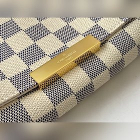 Сумка LV с диагональным узором Размеры： 22,0 x 13,0 x 4,0 см (Дл
