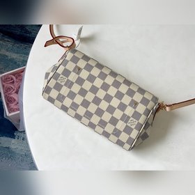 Сумка LV с диагональным узором Размеры： 22,0 x 13,0 x 4,0 см (Дл