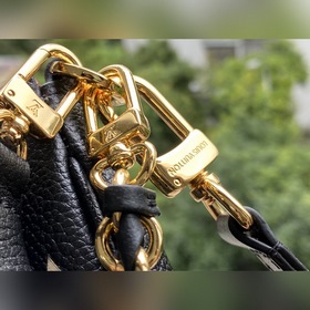 LV Артикул： M80399 Шелкография [Трехкомпонентный набор для маджо
