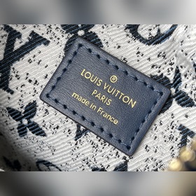 LV Артикул： M81166 Джинсовый цвет Сумка Croissant Сумка Croissa