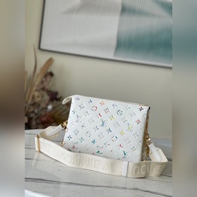 LV Артикул： M21209 Бежевая кожаная сумка на цепочке Серия M57790