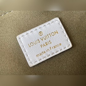 LV Артикул： M21209 Бежевая кожаная сумка на цепочке Серия M57790