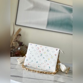LV Артикул： M21209 Бежевая кожаная сумка на цепочке Серия M57790