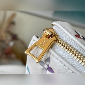 LV Артикул： M21209 Бежевая кожаная сумка на цепочке Серия M57790