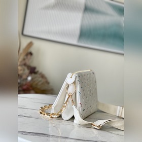 LV Артикул： M21209 Бежевая кожаная сумка на цепочке Серия M57790