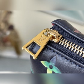 LV Артикул： M21353 Темно-синяя кожаная сумка с цепочкой Серия M5