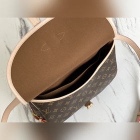LV Артикул： M40710 Серия Vintage, средняя сумка SAUMUR (42256) С