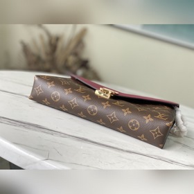 LV Модель： M41201 Фиолетовая сумка через плечо Уникальный дизайн