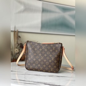 LV Артикул： M41679 Назван в честь улицы на левом берегу Сены, из