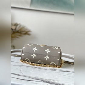 LV « » Модель： M45836 Любимая сумка « » из мягкой кожи с тисненым