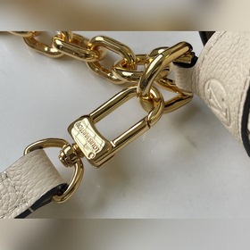 LV « » Модель： M45836 Любимая сумка « » из мягкой кожи с тисненым