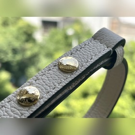 LV « » Модель： M45836 Любимая сумка « » из мягкой кожи с тисненым
