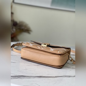 LV Артикул： M46018 Сумка Pochette Métis Вес： 0,25 кг Артикул： SG