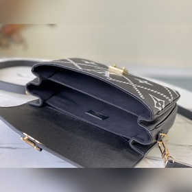 LV Артикул： M46028 Сумка Pochette Métis Весенняя коллекция 2022 