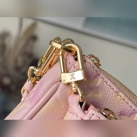 LV Артикул： M46093 Розовый сумка из тисненной кожи с трехступен