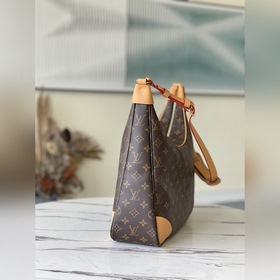 LV Модель： M51260 Большая сумка из рога быка 35 см Подержанная с