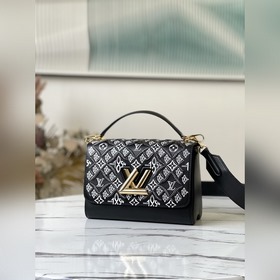 LV Артикул： M57442  Сумка Twist среднего размера Изготовлена из