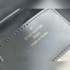 LV Артикул： M57442  Сумка Twist среднего размера Изготовлена из