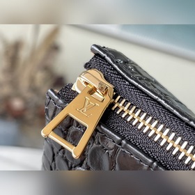 LV Артикул： M57790 Черная сумка с крокодиловым узором, маленькая