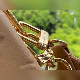 LV Артикул： M57791 Абрикосовый  Coussin маленькая сумка Из капс
