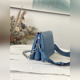 LV Артикул： M57791 Синий  Coussin маленькая сумка Из капсульной
