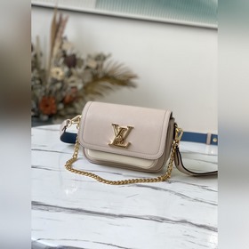 LV Модель： M58554 Серо-коричневая сумка Lockme Tender Изготовлен