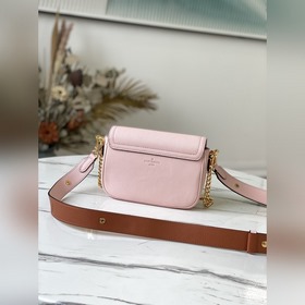 LV Модель： M58555 Розовая сумка Lockme Tender Изготовлена из мяг