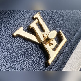 LV Модель： M58557 Черная сумка Lockme Tender Изготовлена из мягк
