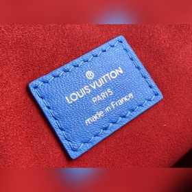 LV Артикул： M58626  Coussin маленькая сумка Из капсульной колле