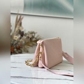 LV Артикул： M58739  Coussin маленькая сумка Из капсульной колле