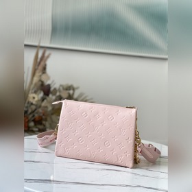 LV Артикул： M58739  Coussin маленькая сумка Из капсульной колле