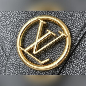 LV Артикул： M58967 Черная сумка Pont 9 Soft Изготовлена из зерни